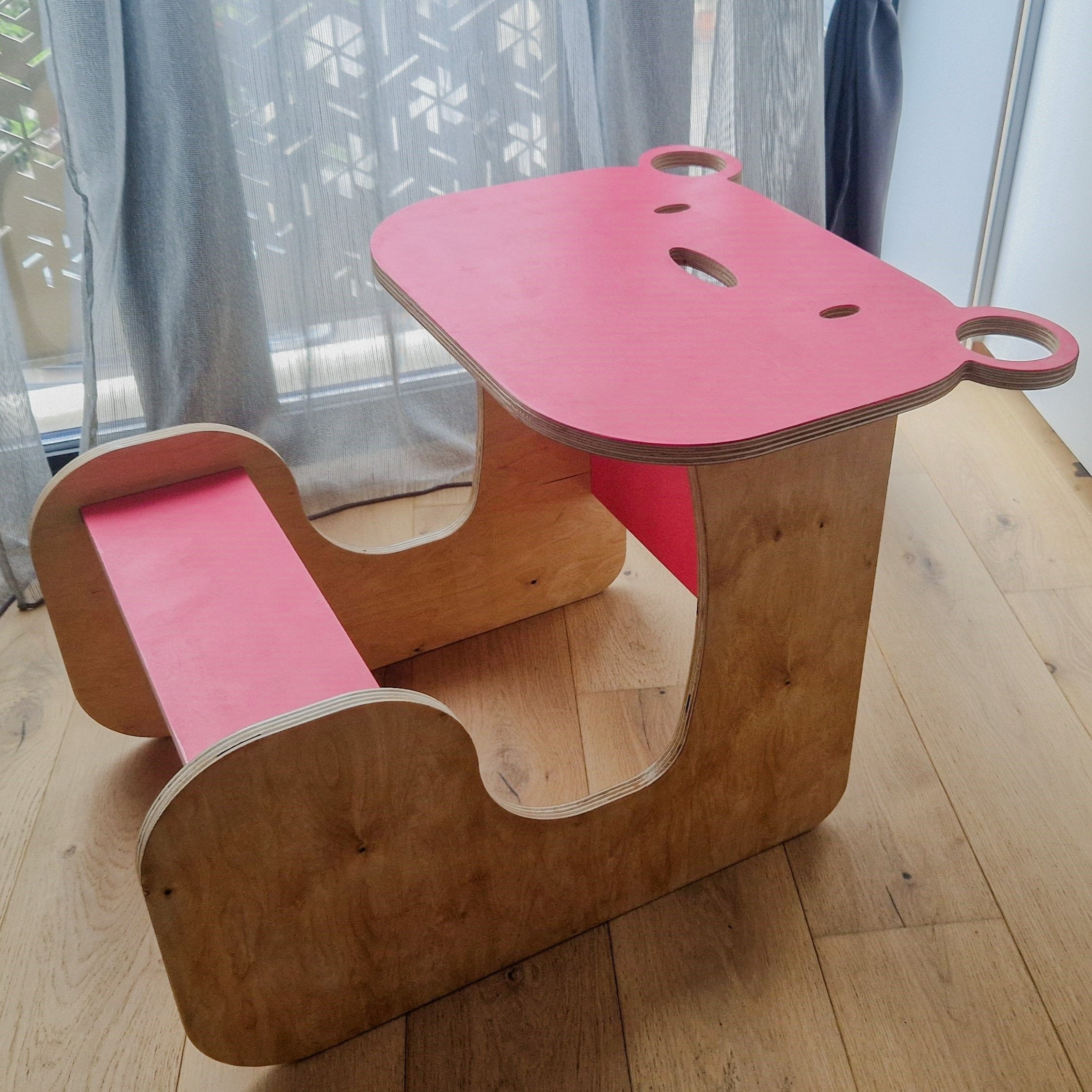 Бюро Minimal Buddy