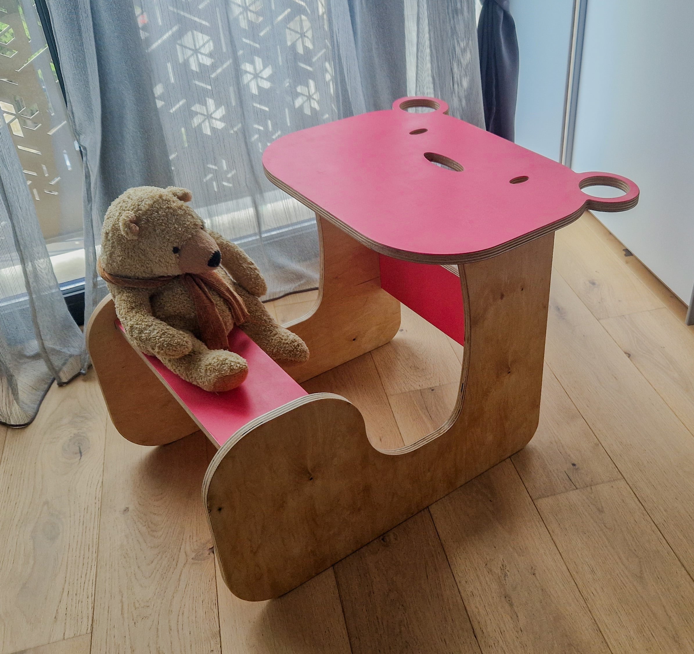 Бюро Minimal Buddy