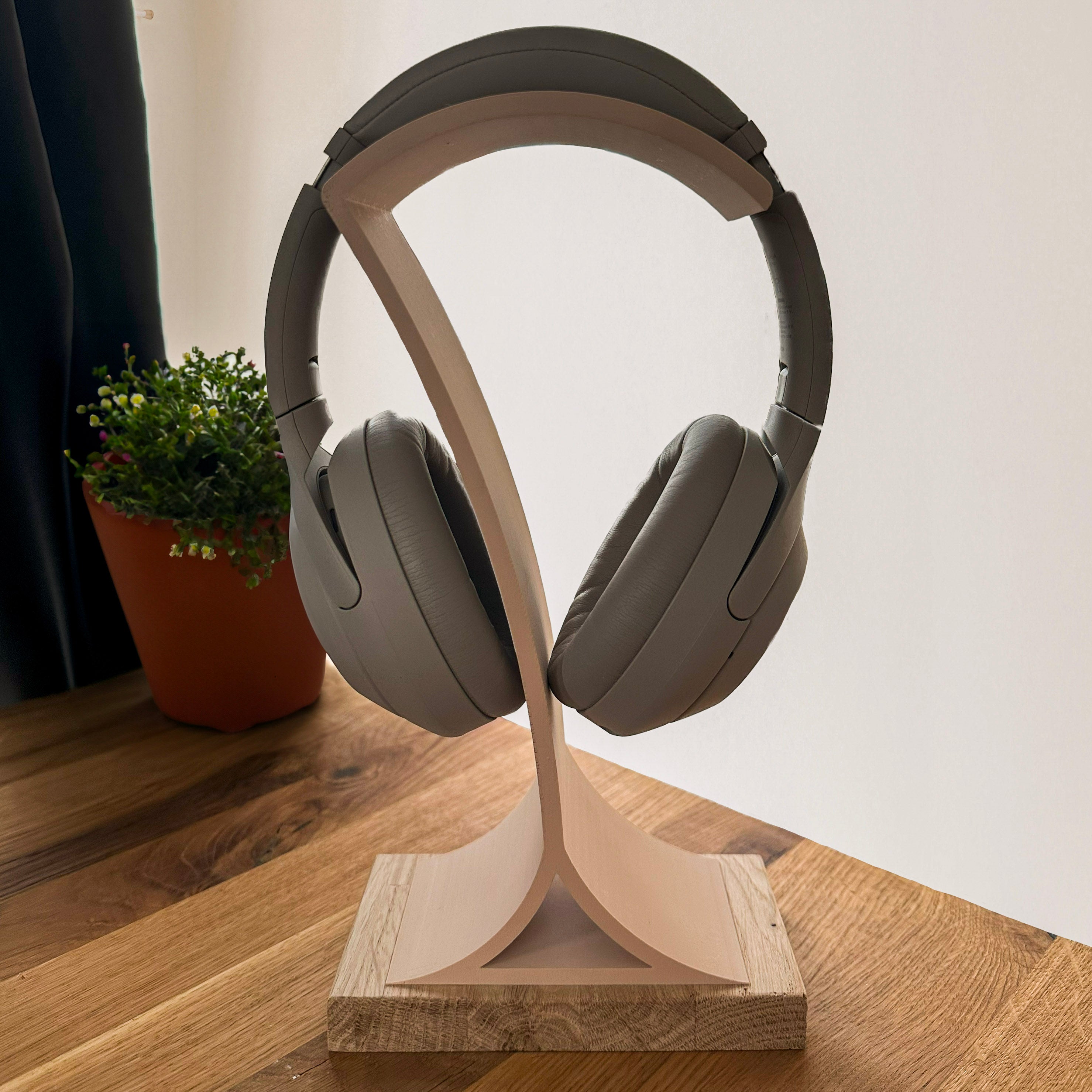 Стойка за слушалки