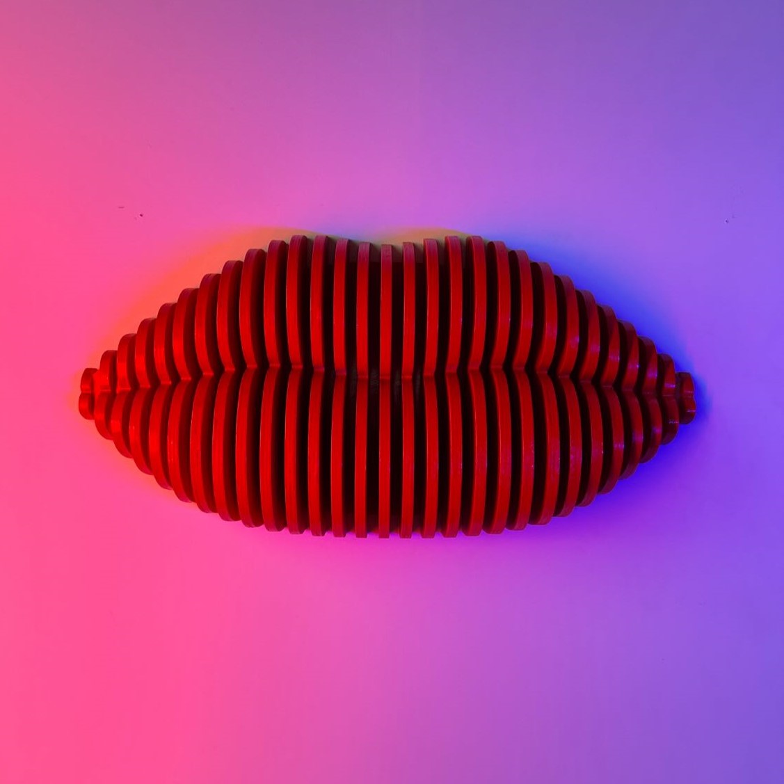 Art Панел Pout